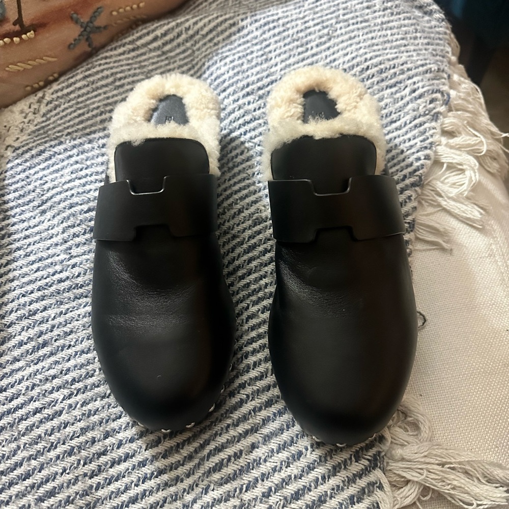 Hermes Black and Cream Wedges